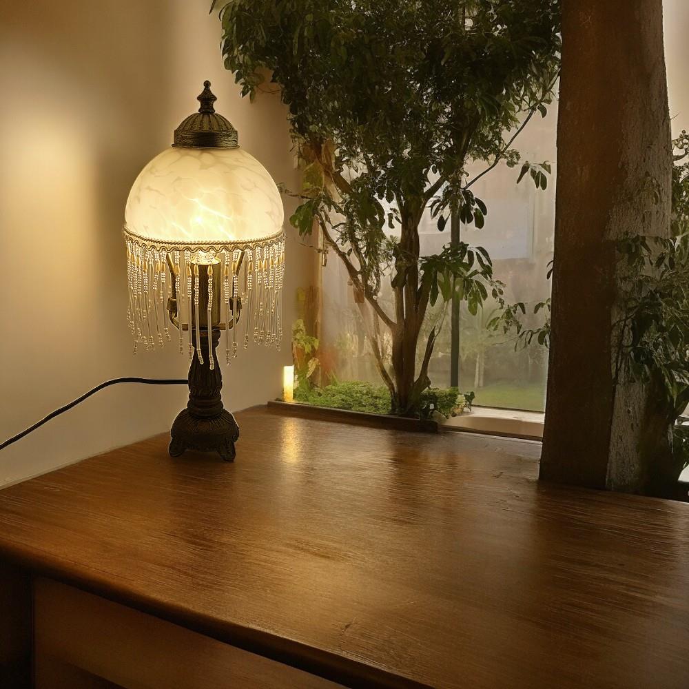 LED Tischleuchte Landhausstil WEIDE messing-antik Glasschirm