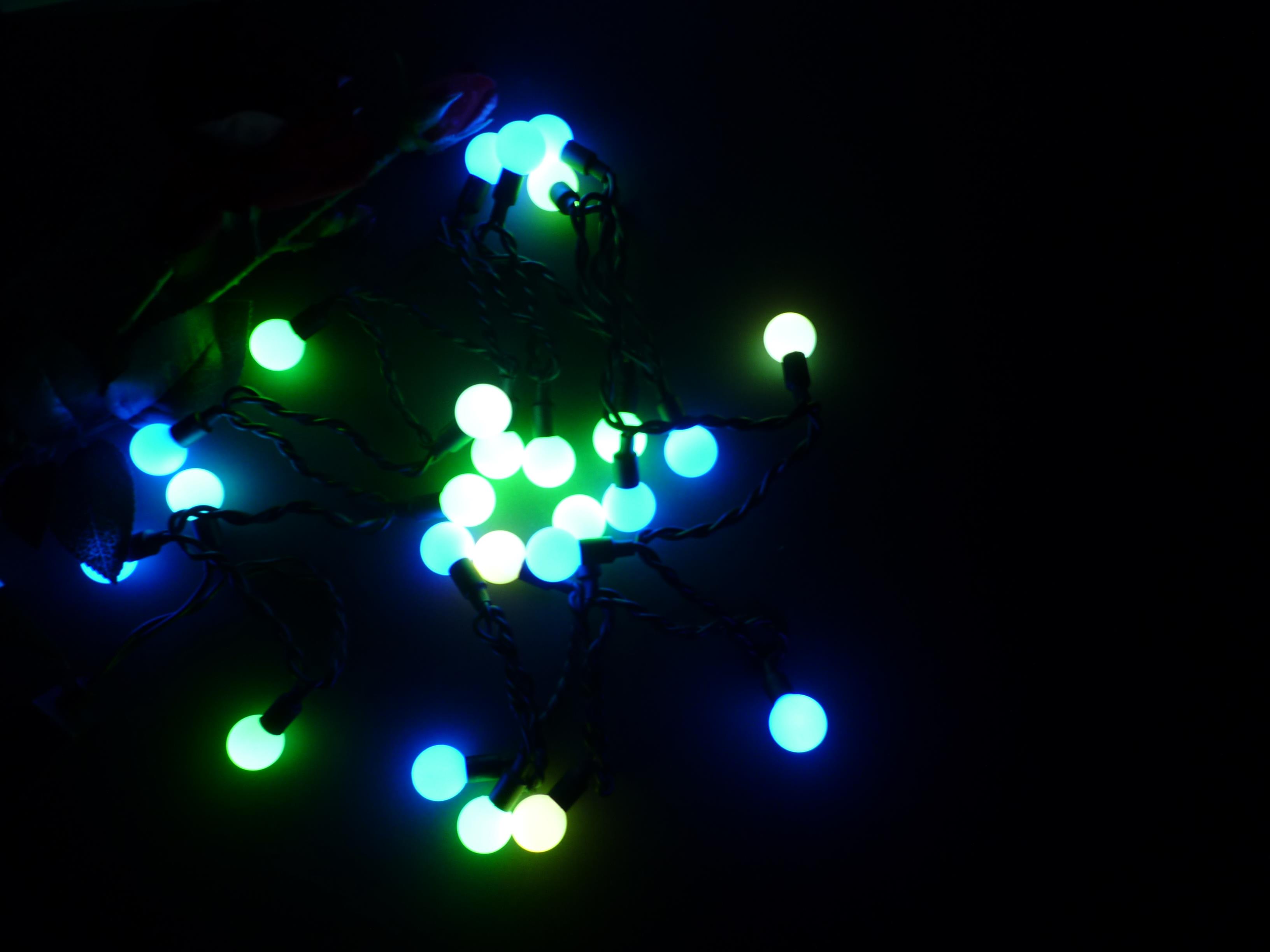 LED Außenlichterkette Ball 25 flammig Kugelkette