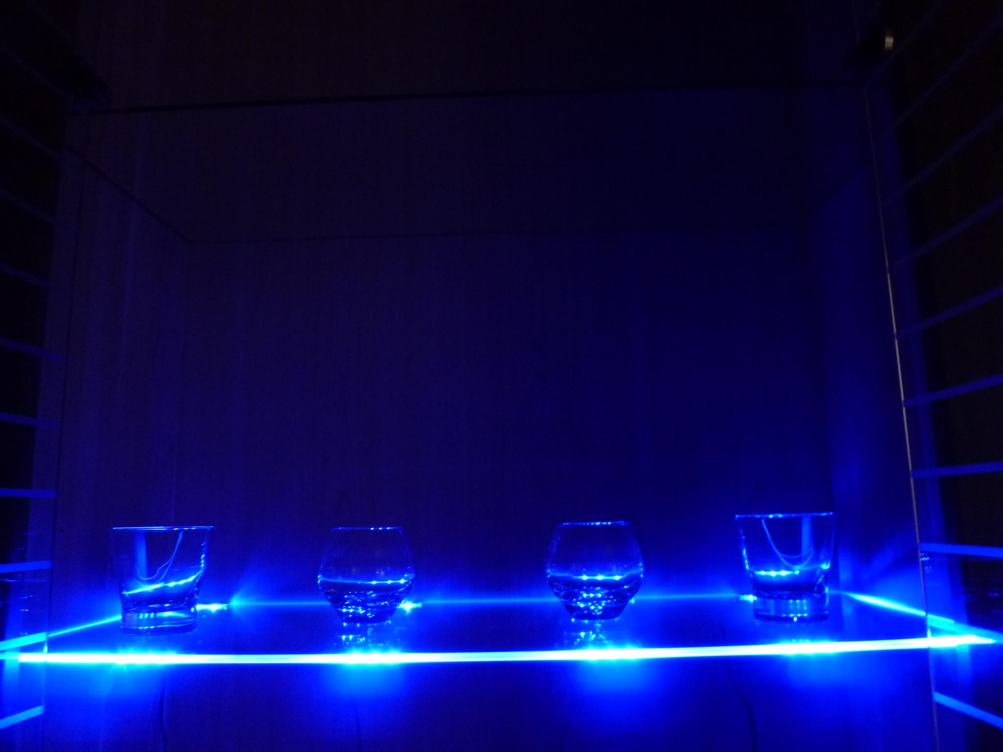LED-Glasboden-Regal-Beleuchtung Clipleuchten