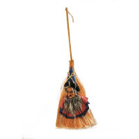 Reisigbesen mit Beleuchtung Halloween-Dekoration farbwechselnd Broom Merlin Geschenkidee