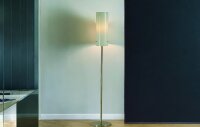 Stehla Leander mit weißem strukturiertem Glasschirm