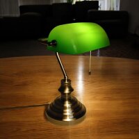 Tischleuchte Bankerslamp mit Zugschalter altmessing-grün