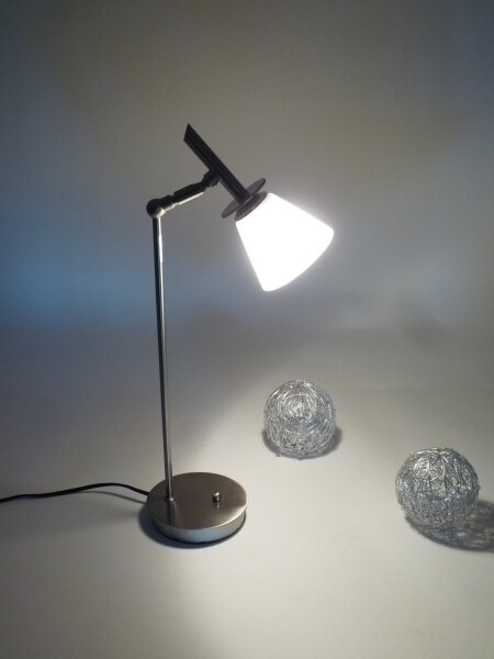 Moderne Tischleuchte Kathy  Drehgelenk Lampe Nickel Glas weiß Fassung G9