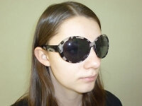 Hochwertige moderne Damen Sonnenbrille der Marke Dapo,...